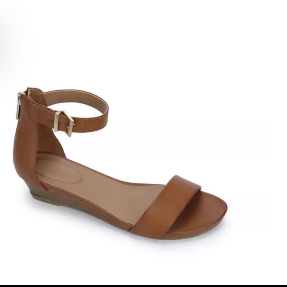 Kenneth Cole Sandals women’s 8.5